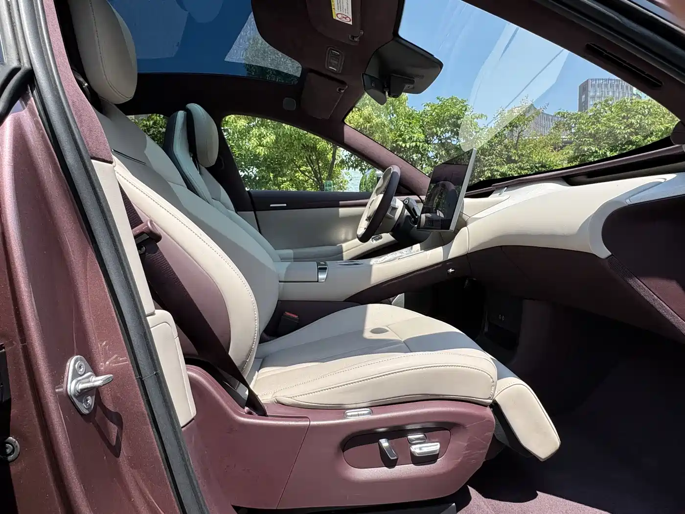 Xiaomi Auto Xiaomi YU7 2025 Ultra Long Range High Performance AWD Max Edition фото 13