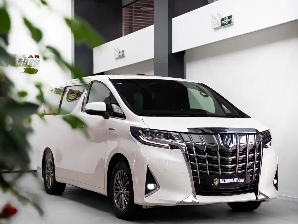 Toyota Alphard 2021 Hybrid 2.5L Premium фото 3