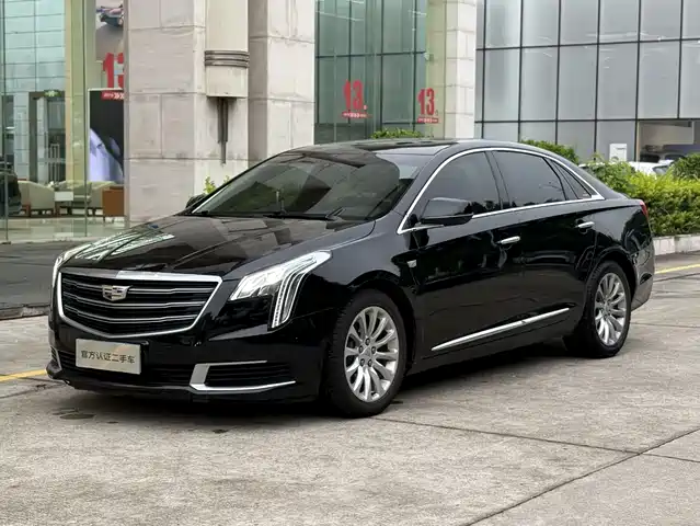 cadillac xts