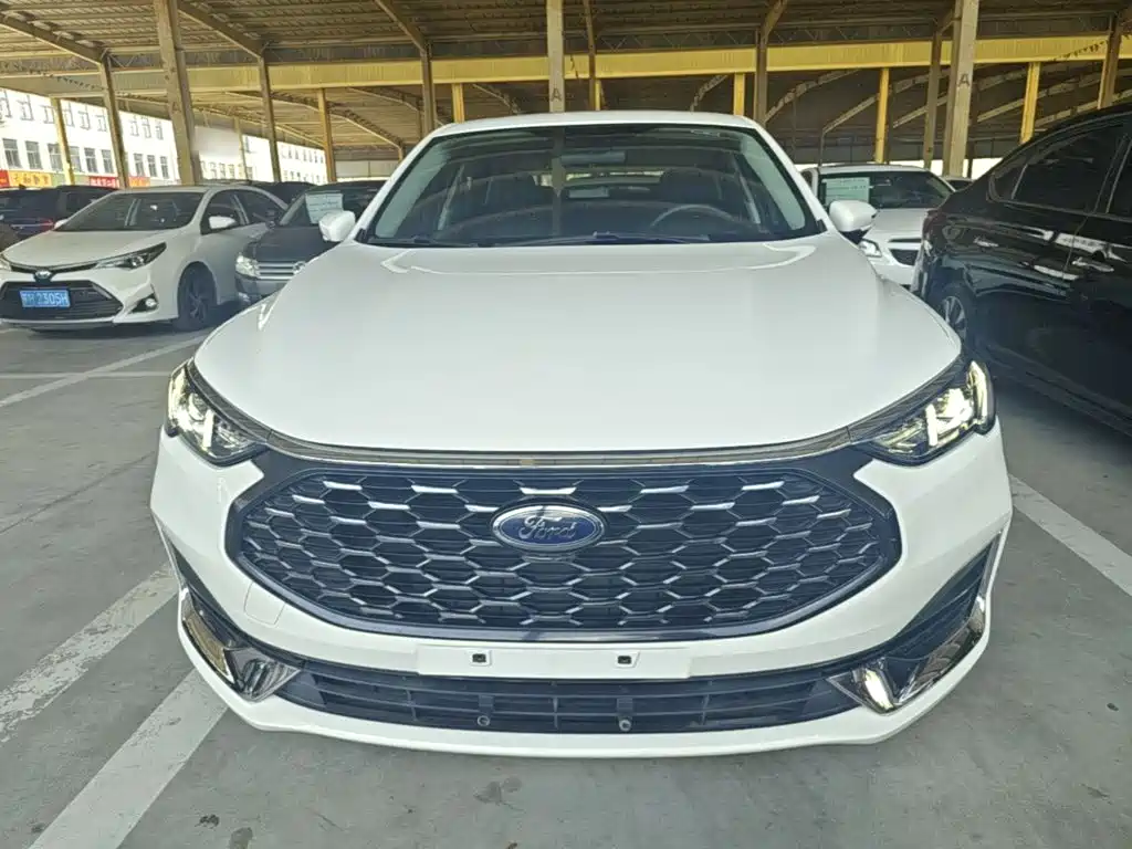 Ford Escort 2022 2021 1.5L Automatic Diamond Edition