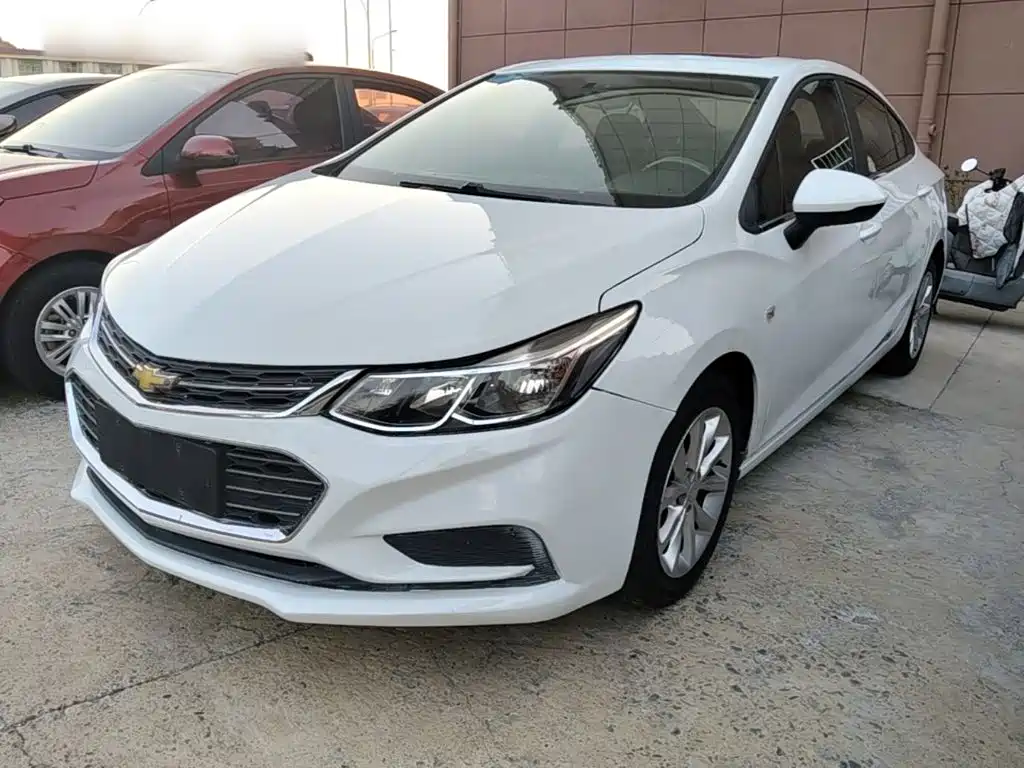 Chevrolet Cruze 2018 2018 320 Automatic Pioneer Sunroof Edition