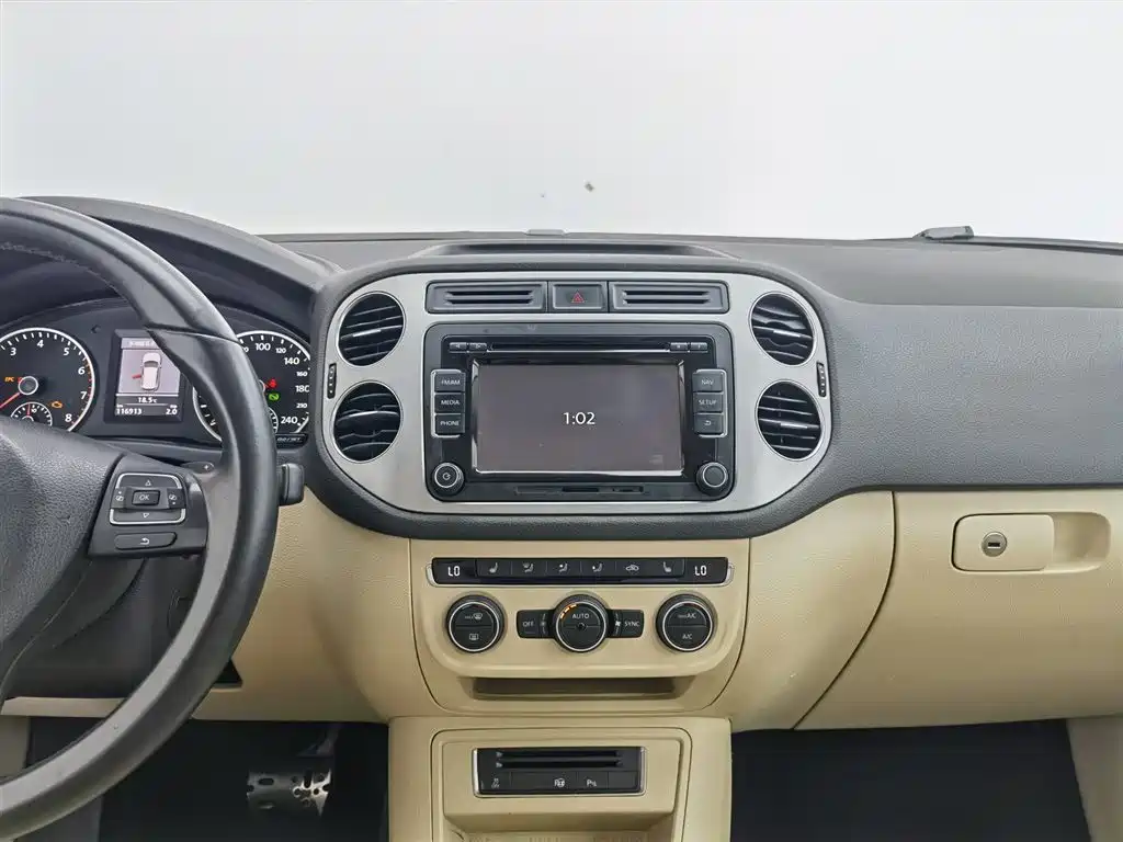Volkswagen Tiguan 2013 2.0TSI Automatic AWD Flagship Edition фото 12
