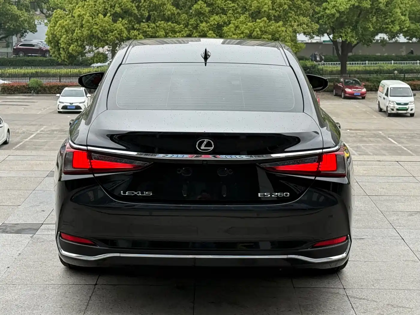 Lexus ES 2018 260 Excellence Edition China V фото 21