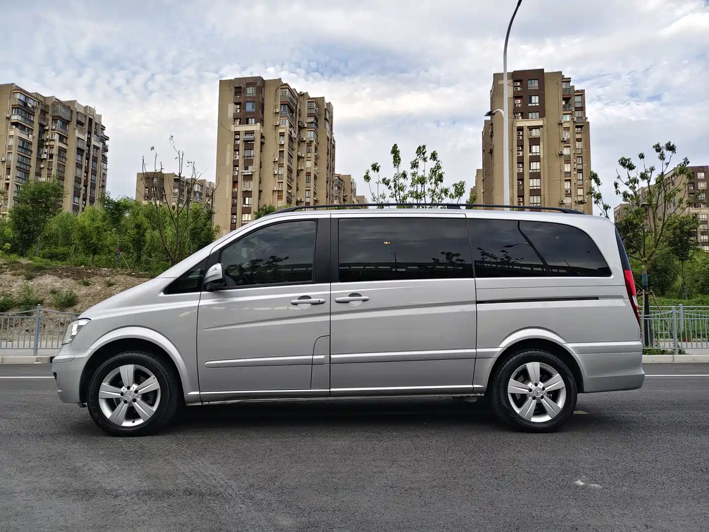 Mercedes-Benz Viano 2013 3.0L Comfort Edition фото 18