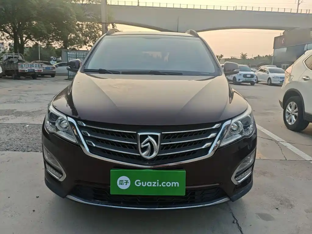 Baojun 560 2016 2016 1.8L Manual Elite