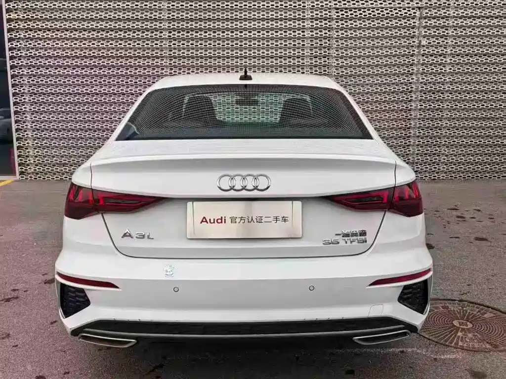 Audi A3 2024 Model A3L Limousine 35 TFSI Fashion Sport фото 4