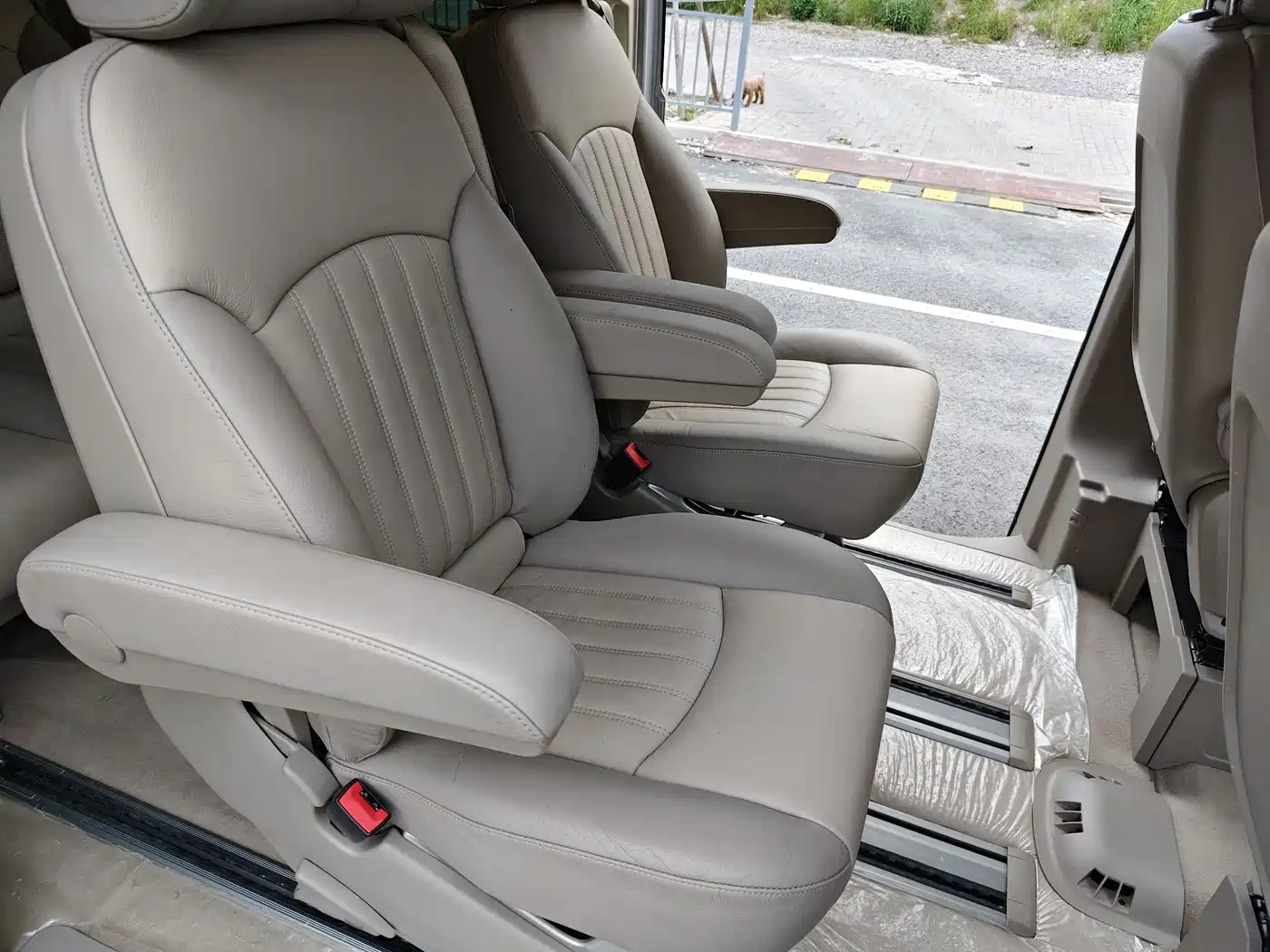 Mercedes-Benz Viano 2013 3.0L Comfort Edition фото 12