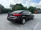 Photo 4 - Kia K3
