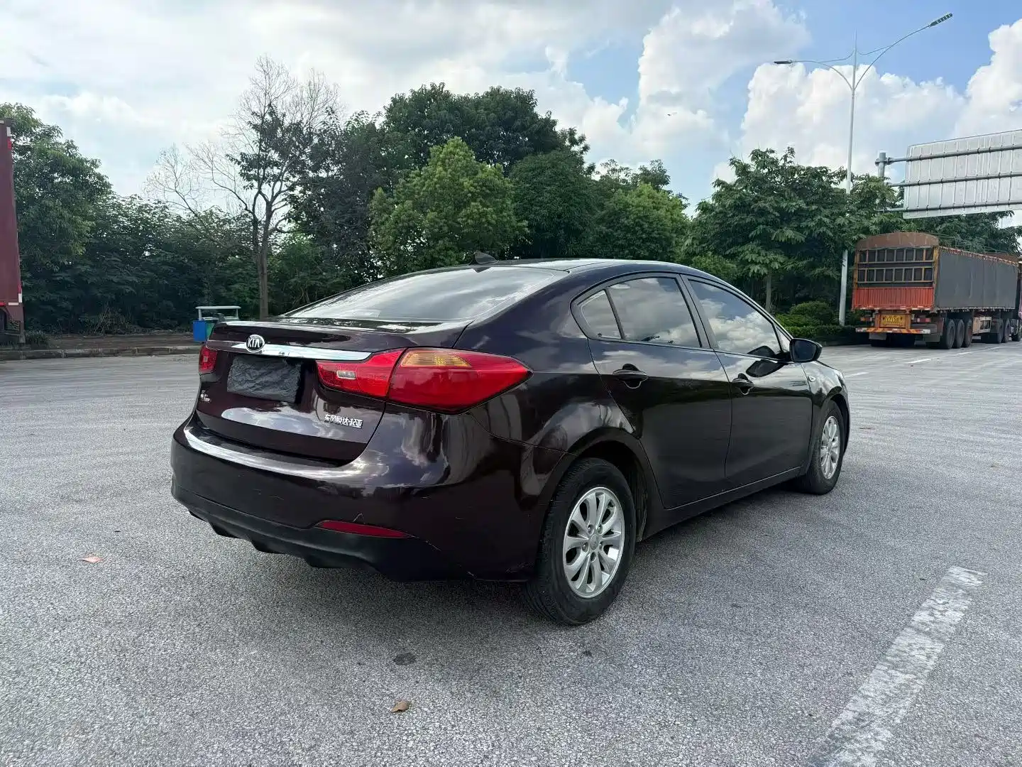 Photo 4 - Kia K3
