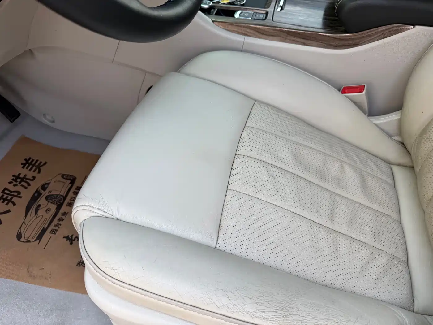 GAC Trumpchi Trumpchi M8 2018 320T Premium Edition фото 20
