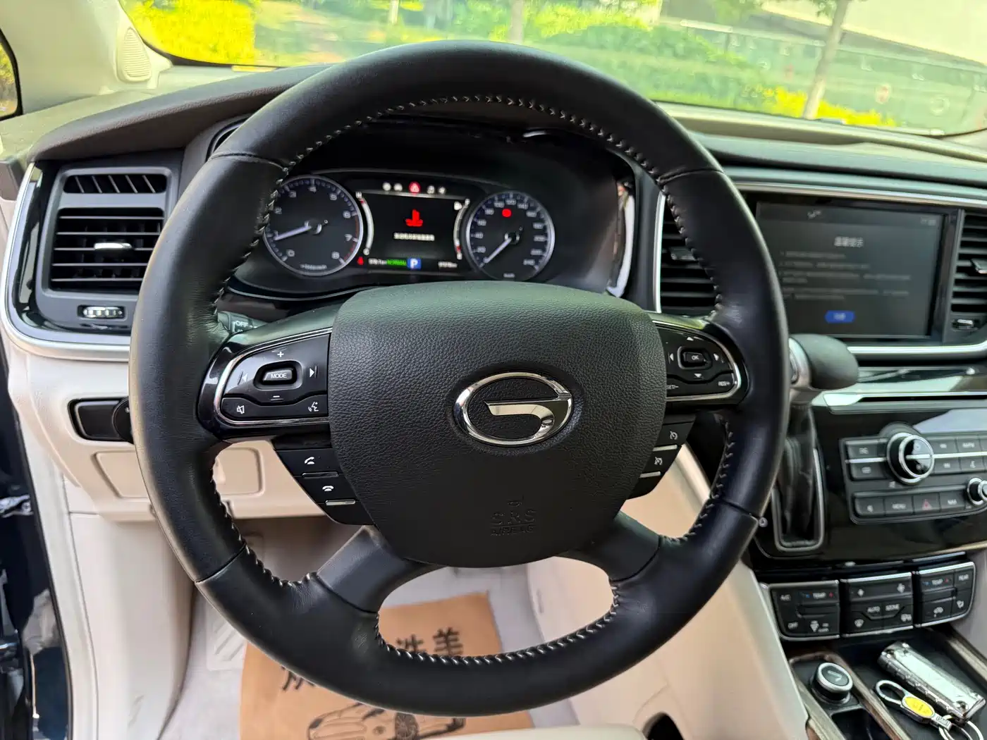 GAC Trumpchi Trumpchi M8 2018 320T Premium Edition фото 23