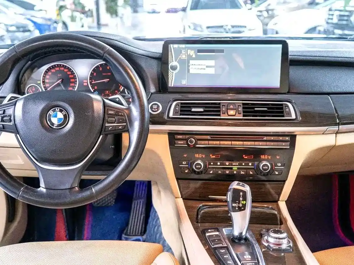 BMW 7 Series 2012 2011 750Li xDrive