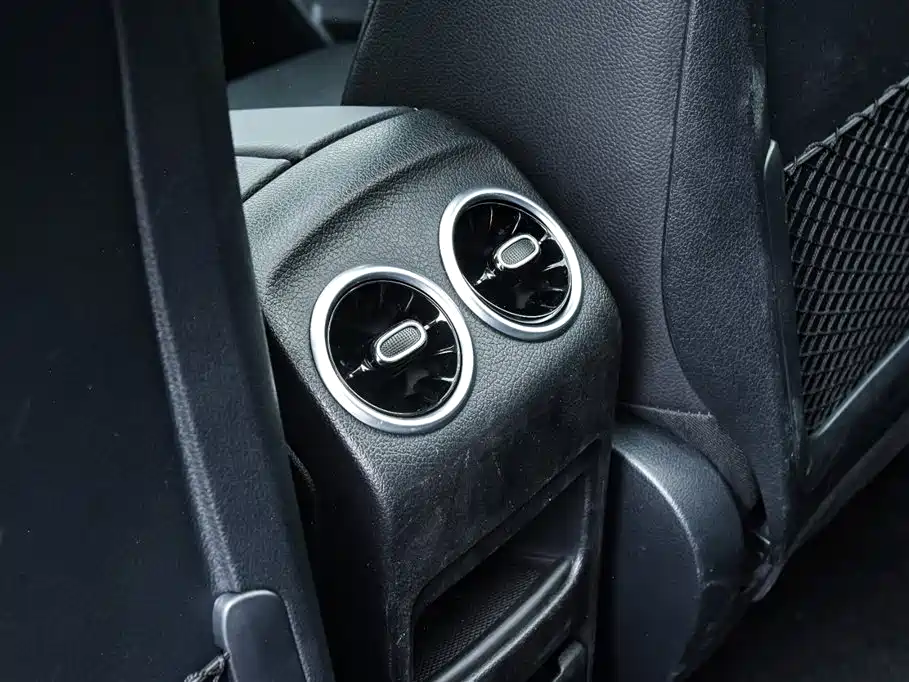 Фото 17 - Mercedes-Benz GLB