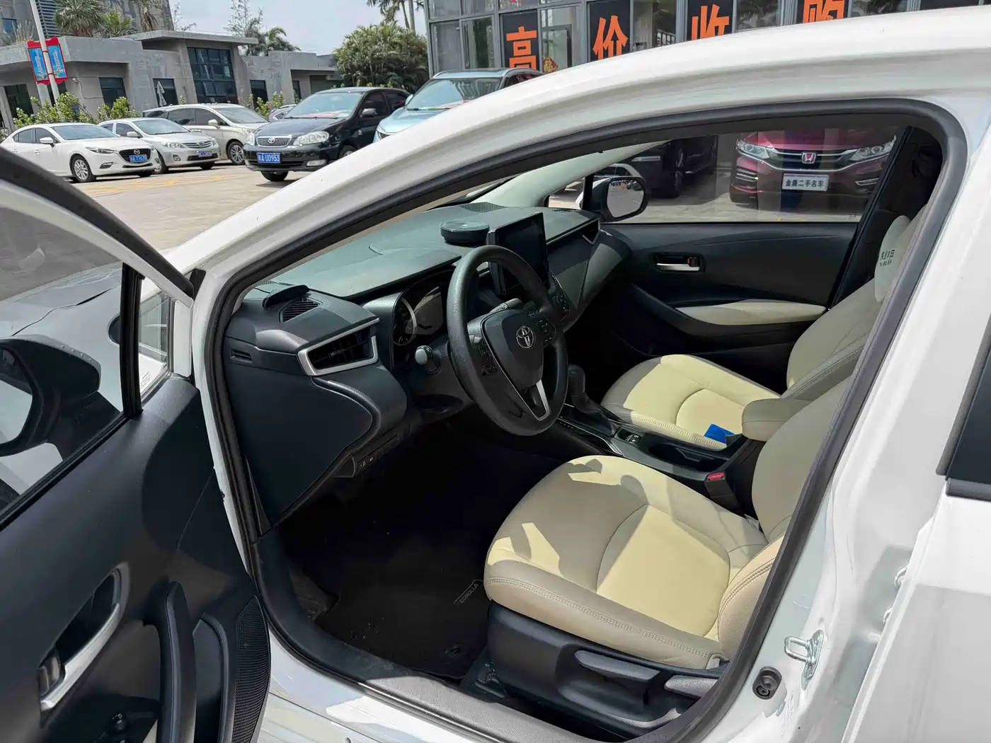 Toyota Corolla 2021 1.2T S-CVT Pioneer PLUS Edition фото 4