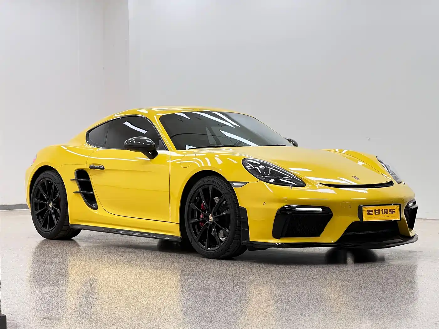 Porsche 718 2016 Cayman 2.0T фото 4