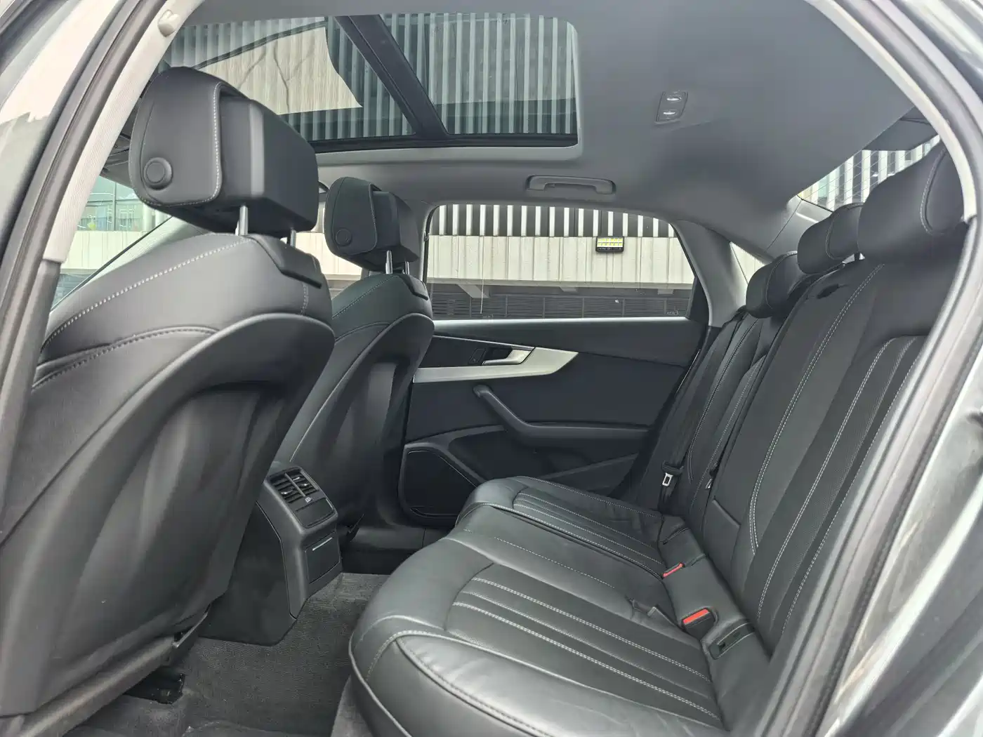Audi A4L 2020 40 TFSI Fashion Dynamic Edition фото 11