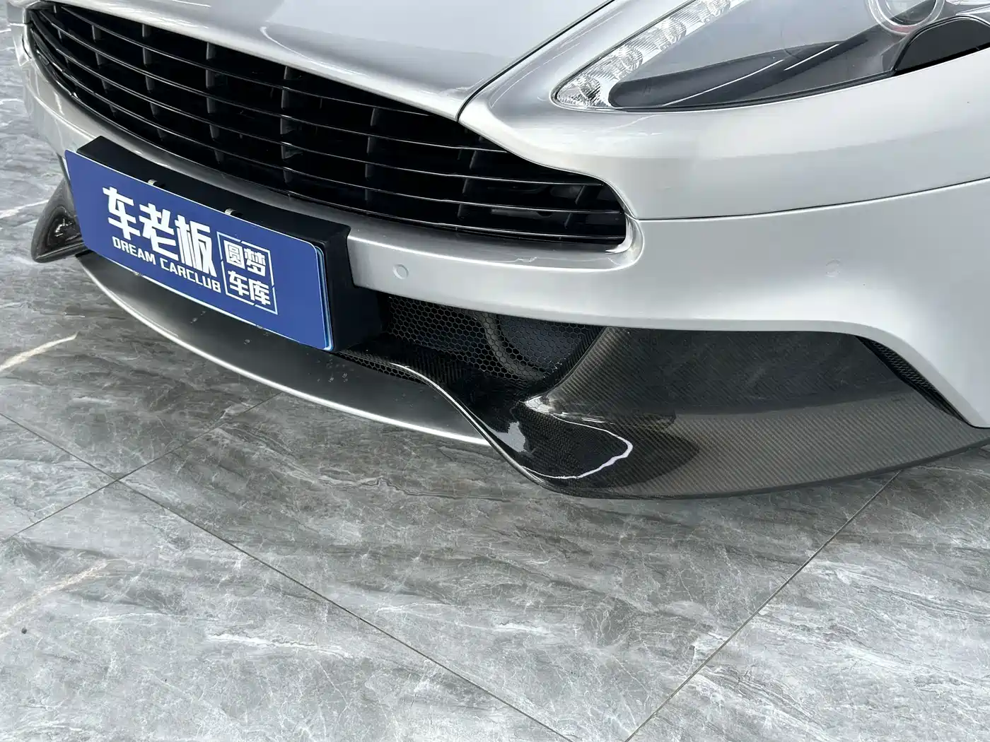 Aston Martin Vanquish 2018 2013 6.0L Standard
