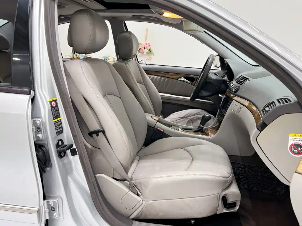 Mercedes-Benz E-Class 2008 2008 E 230 Fashion