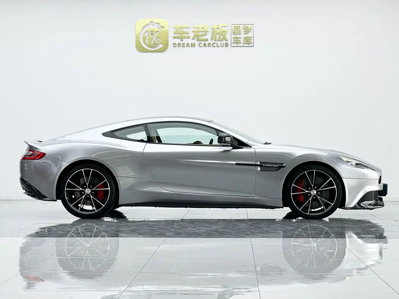 Aston Martin Vanquish 2018 2013 6.0L Standard