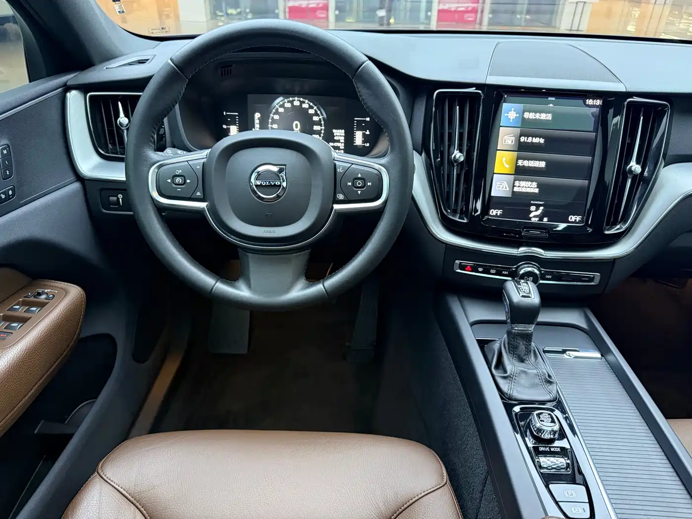 VOLVO XC60