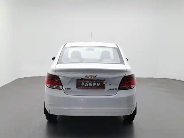 Chevrolet Sail 2015 Sail 3 1.5L Manual Ideal Sunroof Edition — фото 4