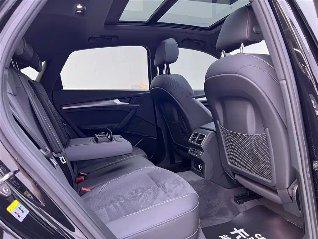 Audi Q5L Sportback 2022 40 TFSI Luxury фото 20