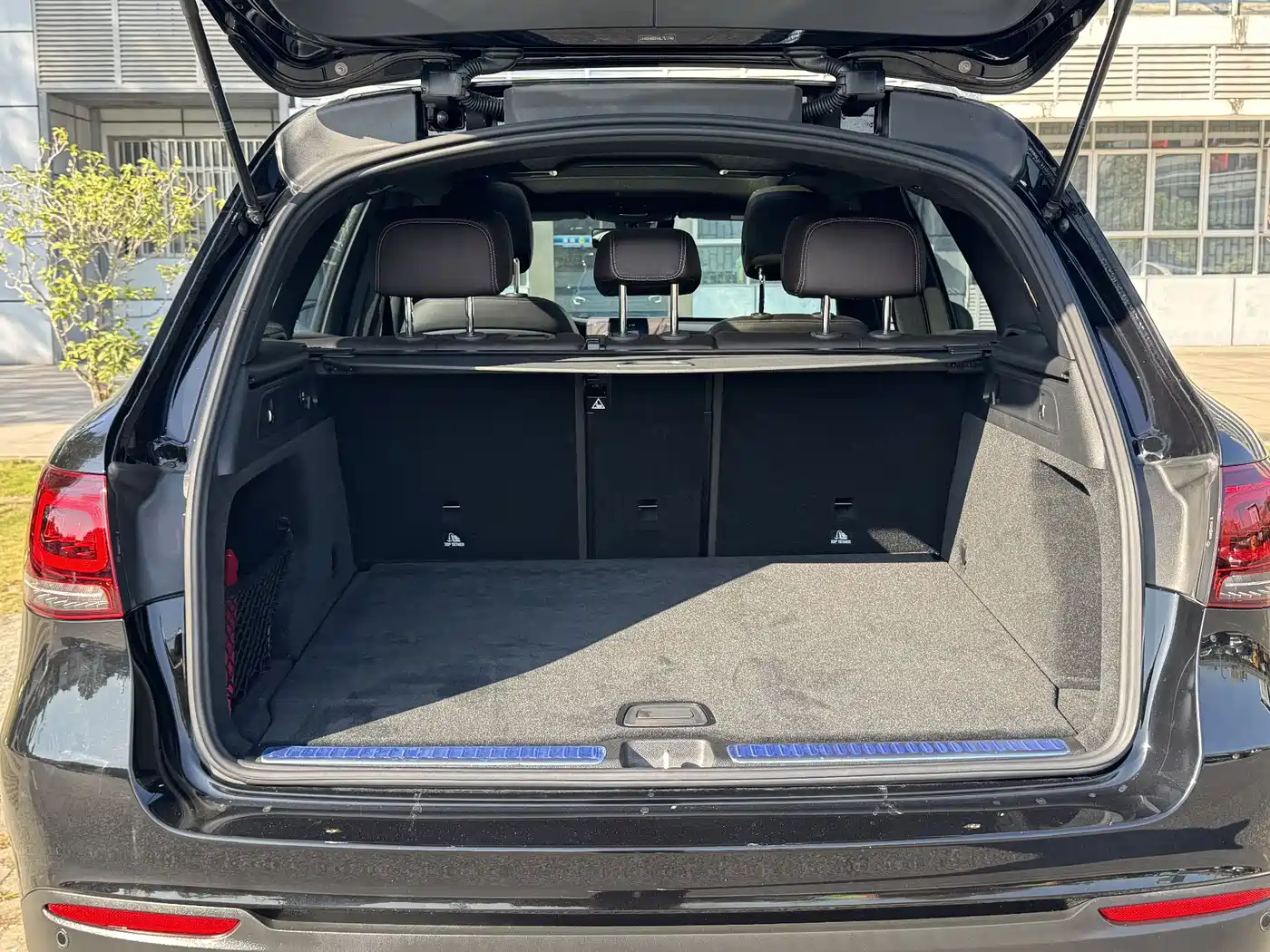 Mercedes-Benz GLC 2022 Model GLC 260 L 4MATIC Dynamic Edition фото 17