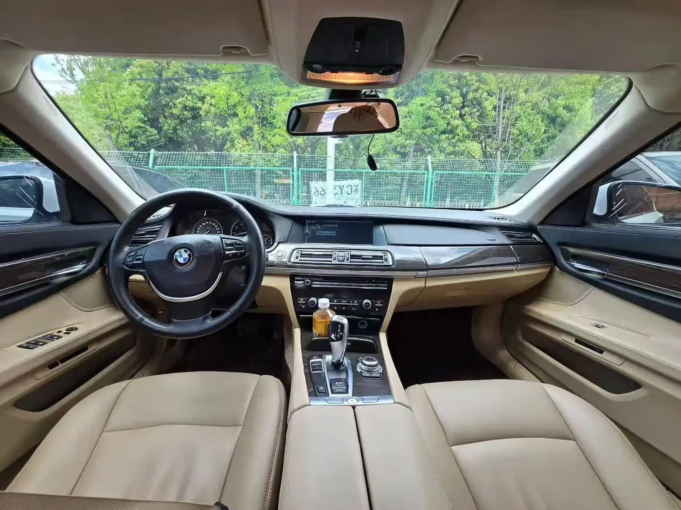 BMW 7 Series 2011 740Li Steinway Limited Edition фото 5