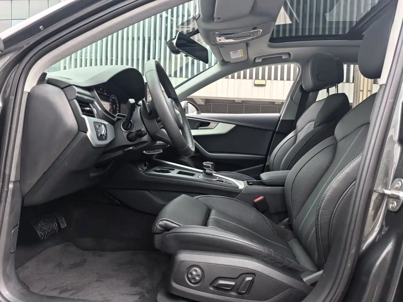 Audi A4L 2020 40 TFSI Fashion Dynamic Edition фото 5