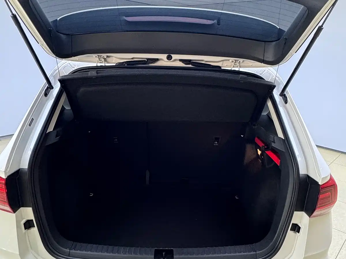 Volkswagen Tharu 2022 280TSI 2WD Comfort фото 25
