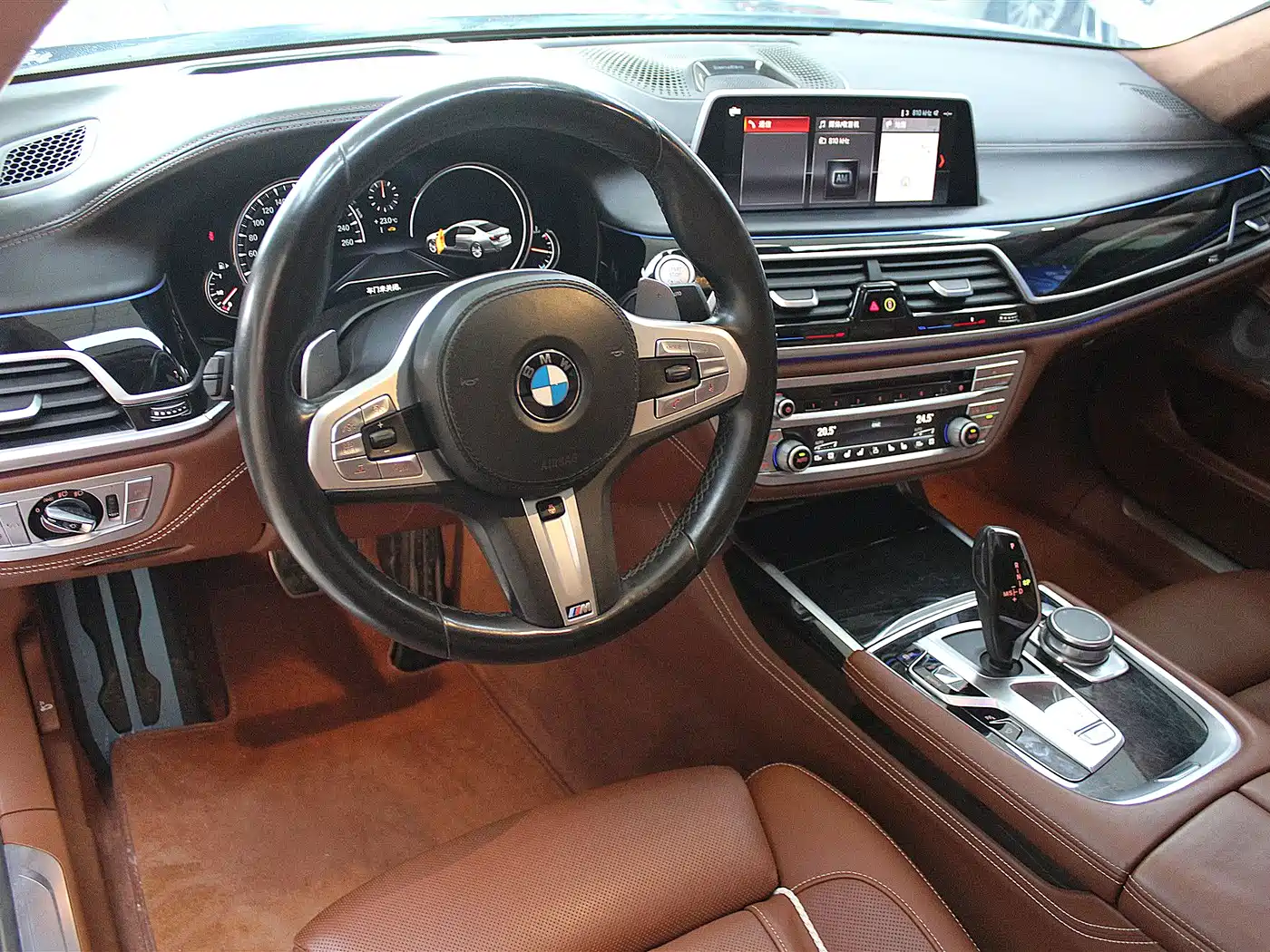 BMW 7 Series 2018 750Li xDrive M Sport Package фото 5