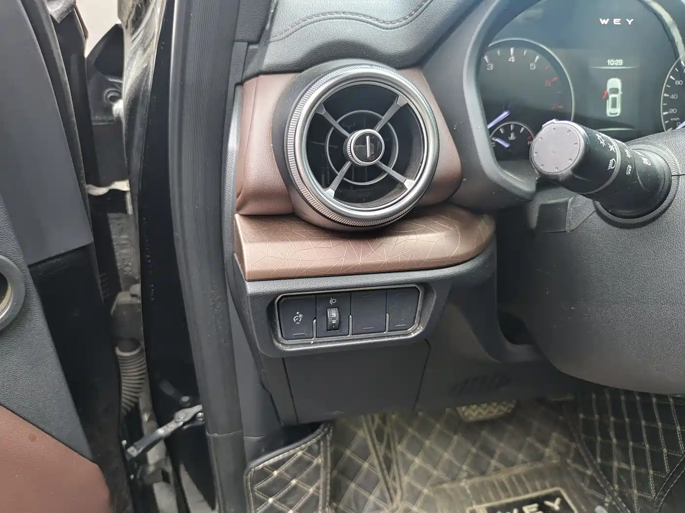 WEI PAI WEI BRAND VV5