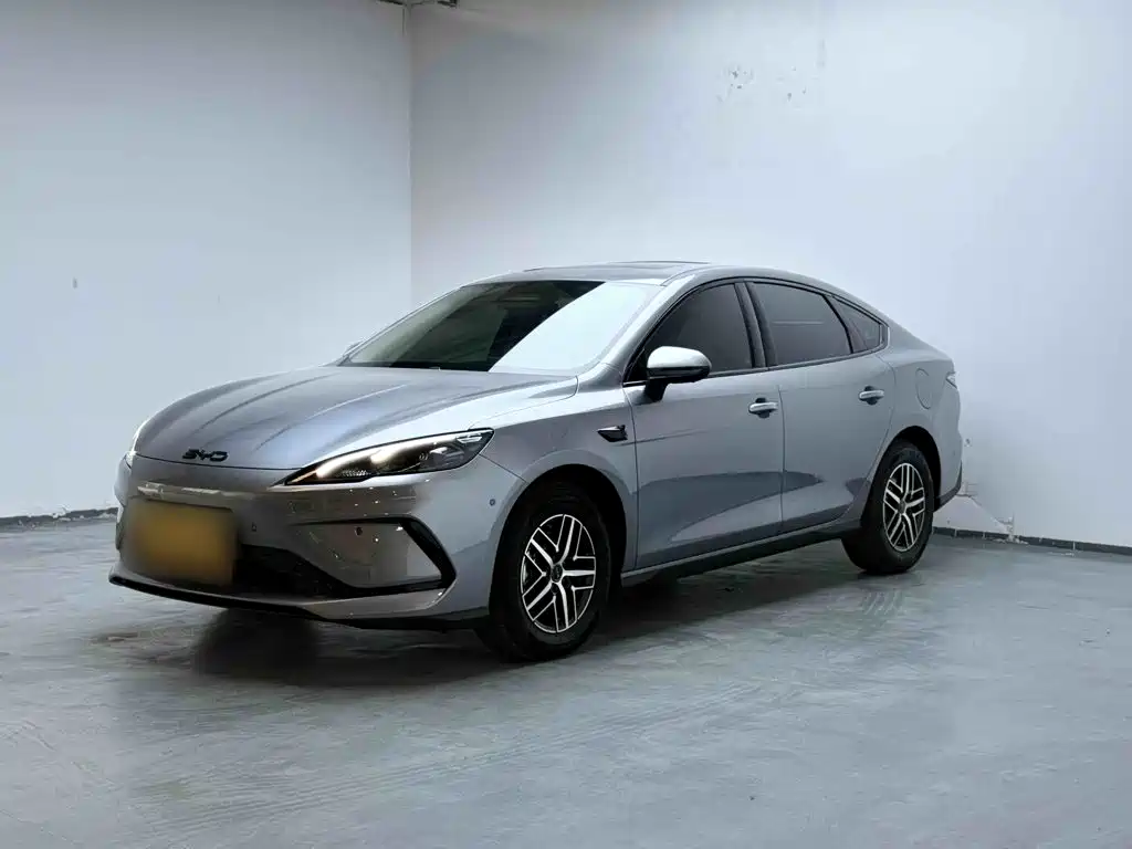 BYD Hai Bao 05 DM-i 2025 — пригон из Китая