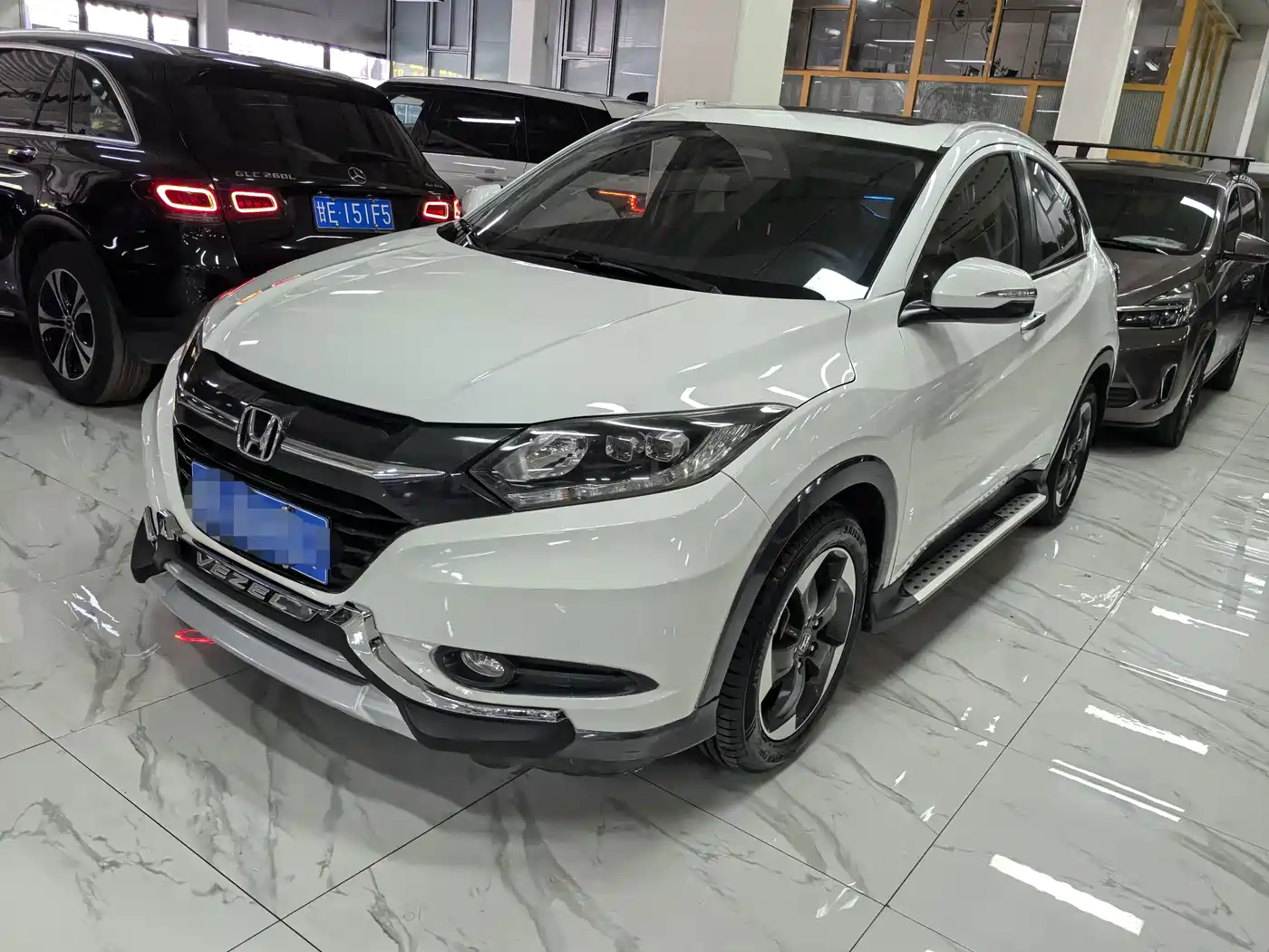 Honda Vezel 2015 2015 1.8L CVT 4WD Flagship Model