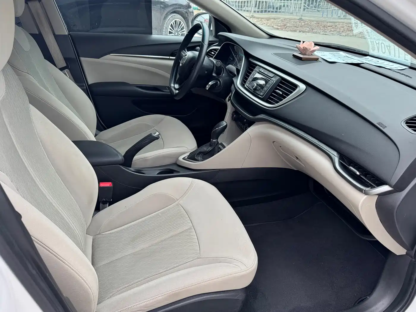 Buick Excelle 2019 15T DCT Progressive Type China VI фото 6