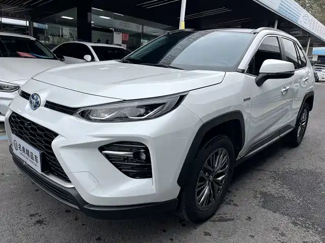  Toyota Wildlander 2023 Hybrid 2.5L E-CVT AWD Premium Edition