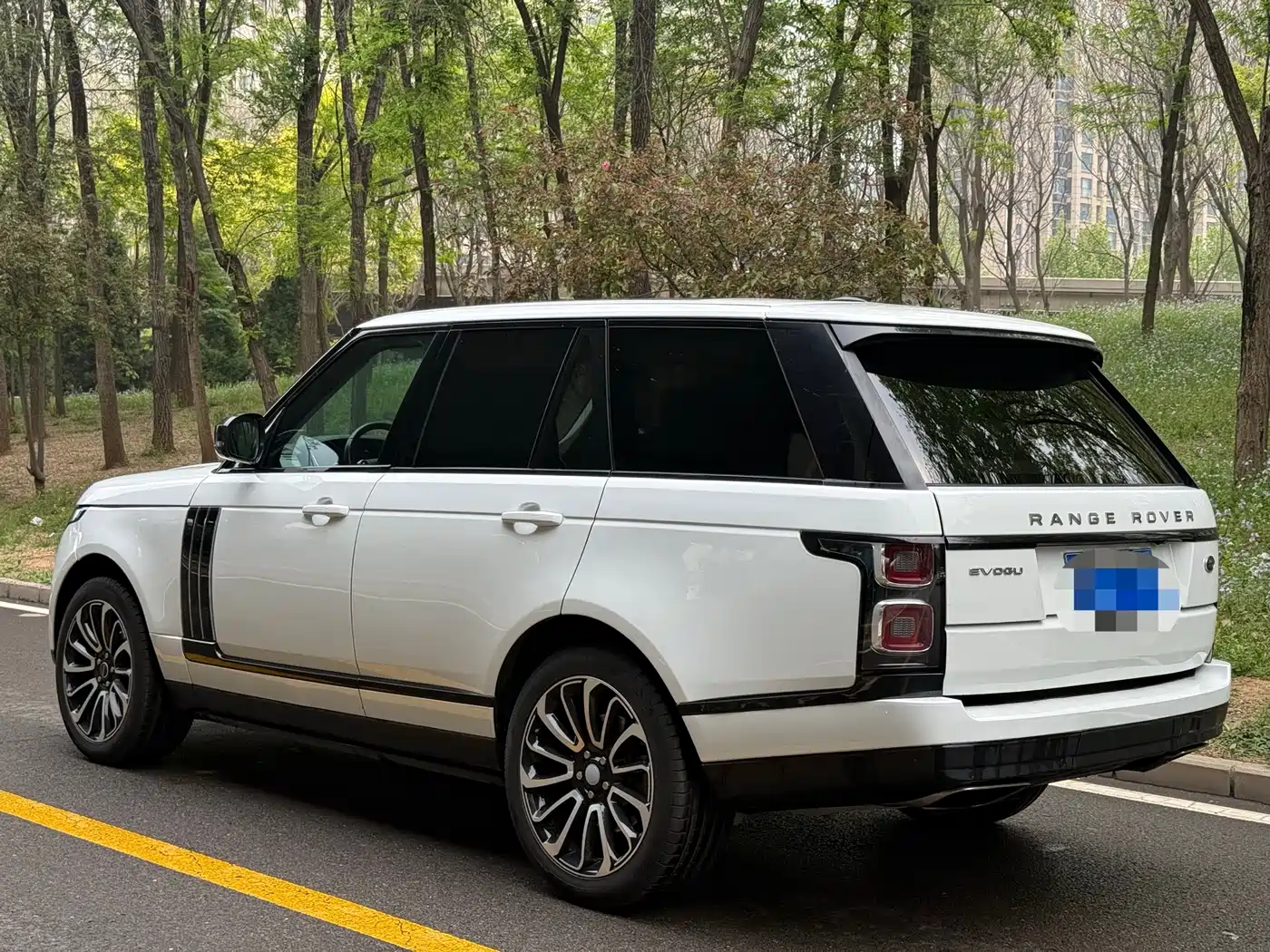 Land Rover Range Rover 2014 3.0 SC V6 Vogue фото 5