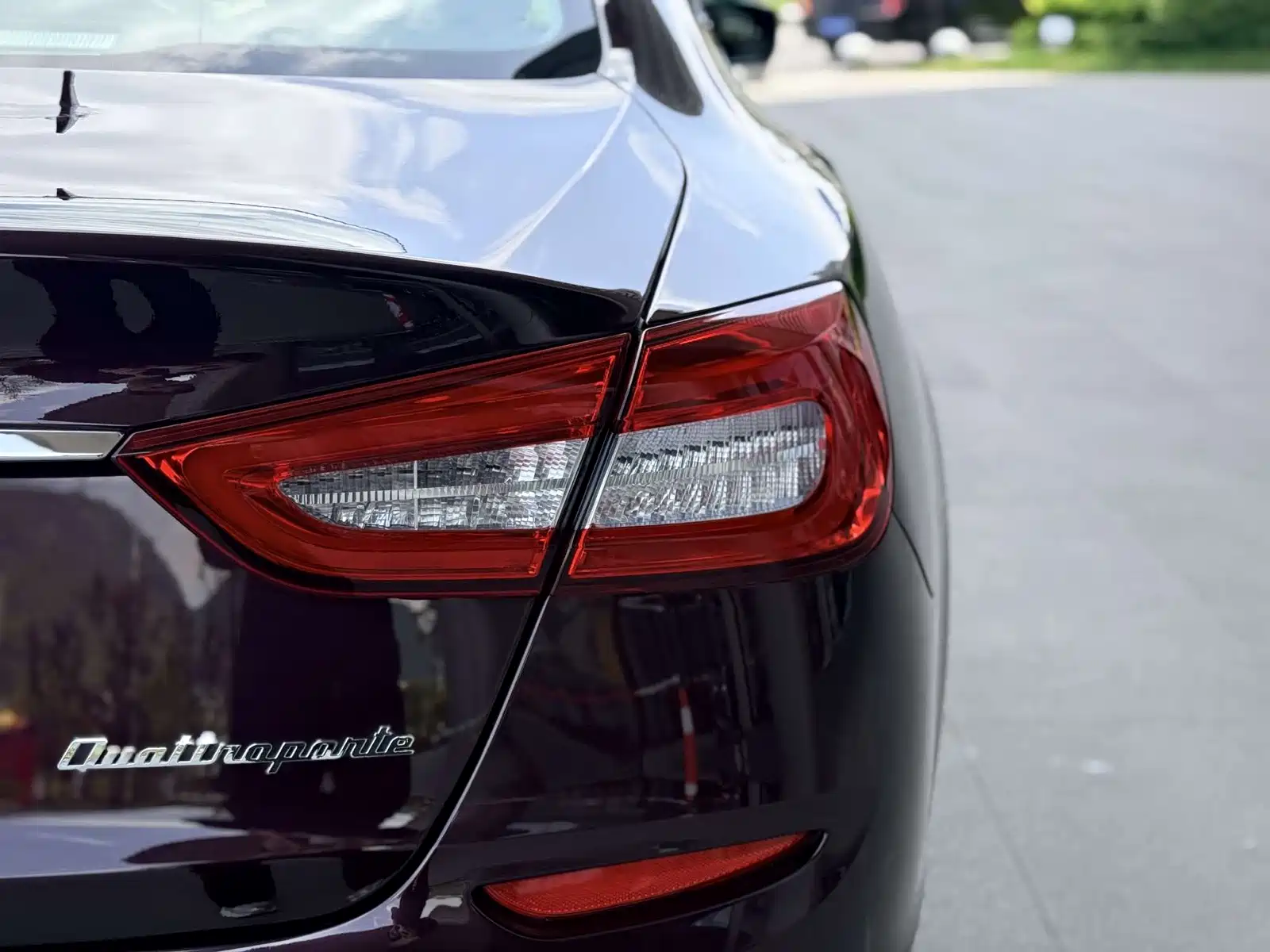Photo 10 - Maserati Quattroporte