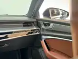 Photo 17 - Audi A6L