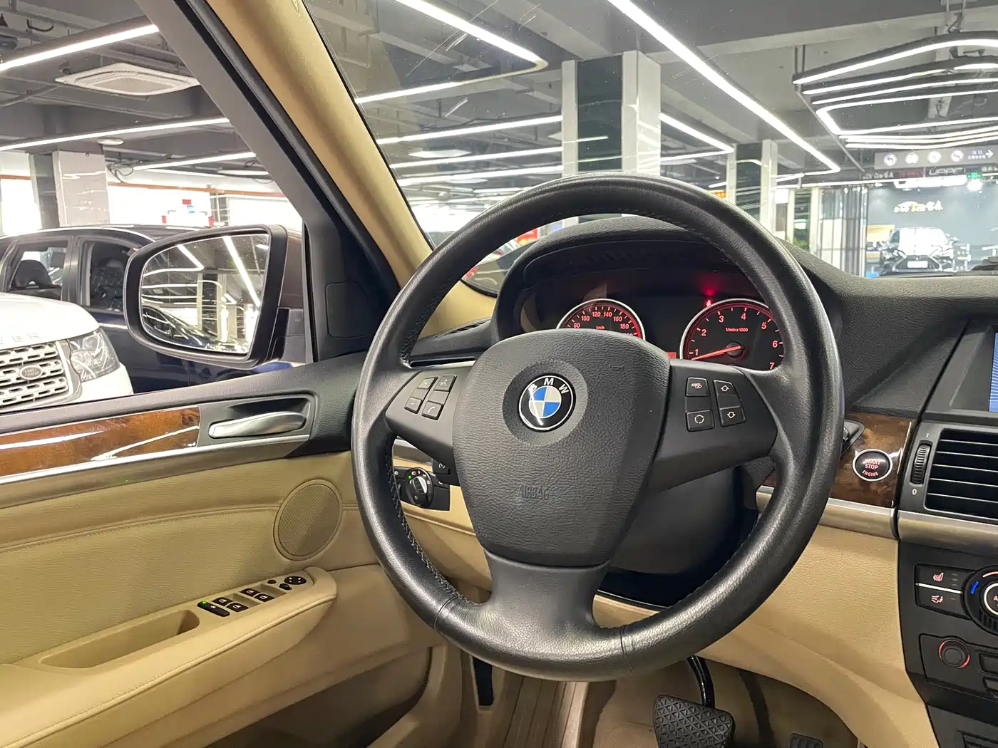 BMW X5 (Import) 2011 xDrive35i Leading Edition фото 13