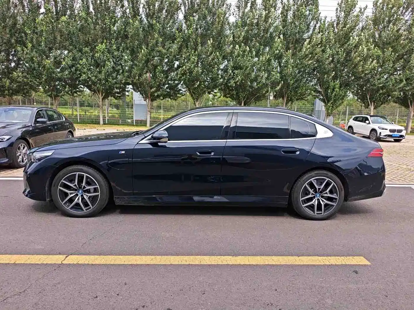 BMW i5 2026 2025 eDrive 35L M Sport Package