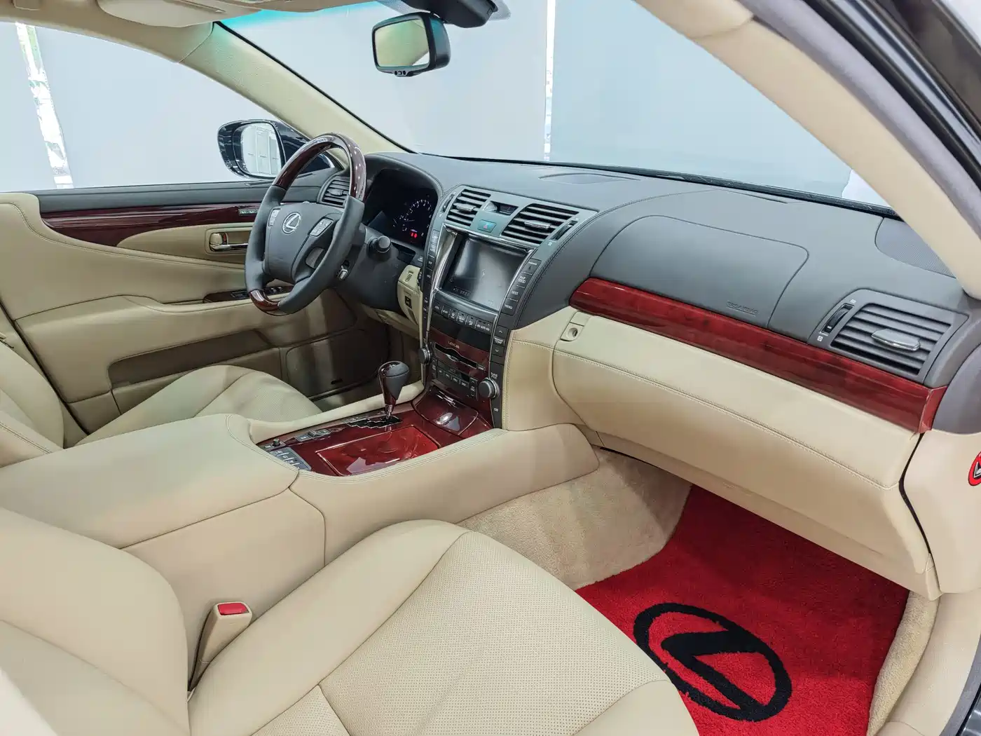 Lexus LS 2006 460L Premium Edition фото 10
