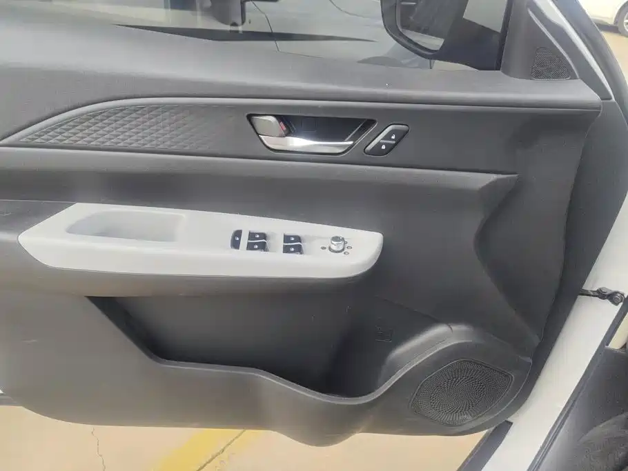 Dongfeng Aeolus Dongfeng Fengshen E70 2023 2023 PRO Zhixing Edition
