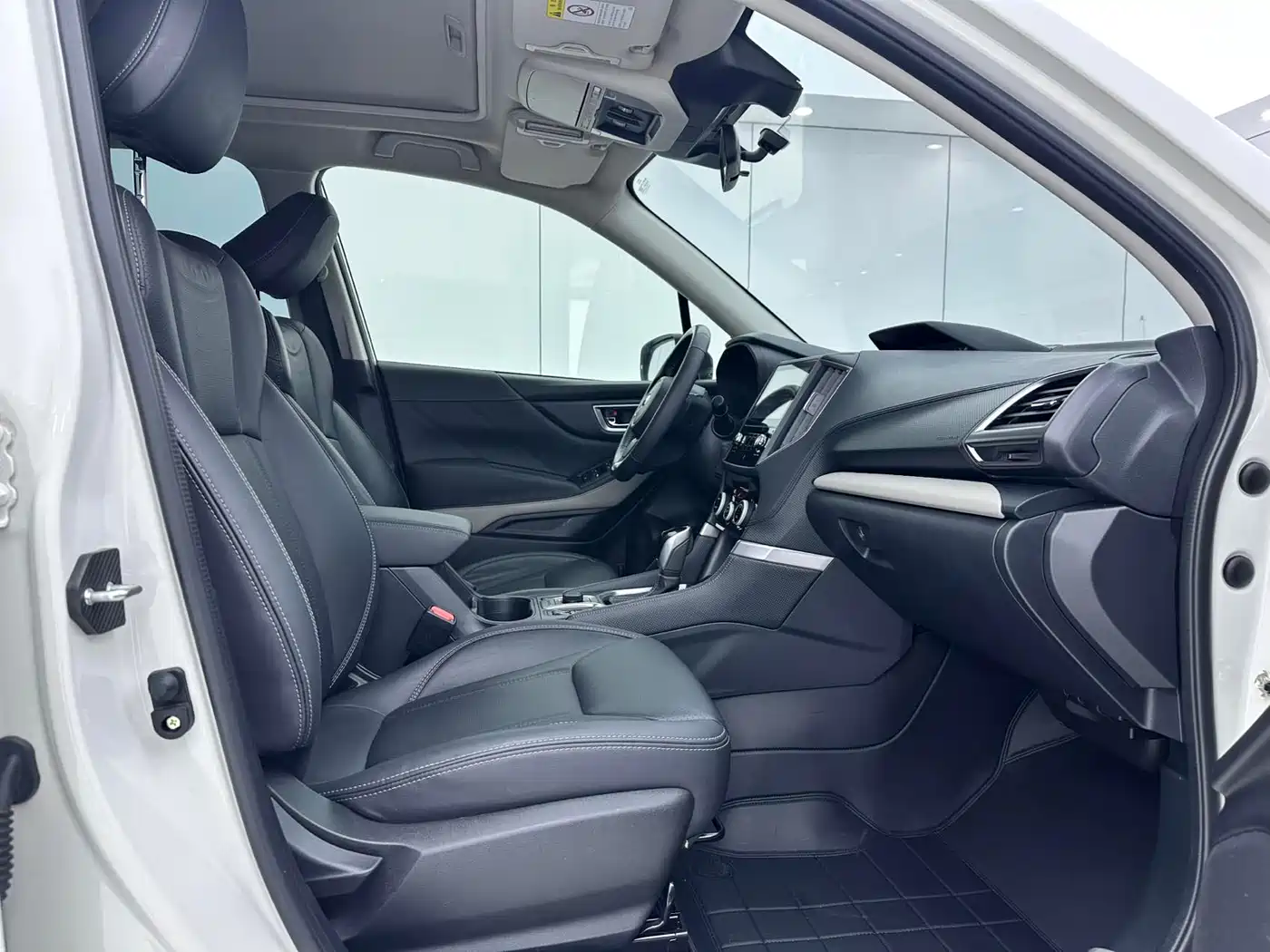 Subaru Forester 2022 2.0i AWD Luxury Edition with EyeSight фото 18