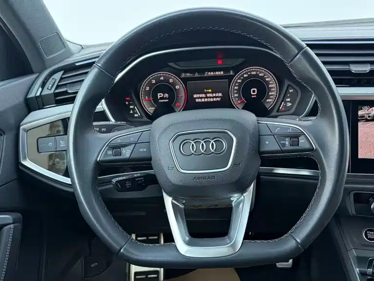 Audi Q3 2025 2025 quattro 45th Anniversary Edition 40TFSI Fashion Dynamic