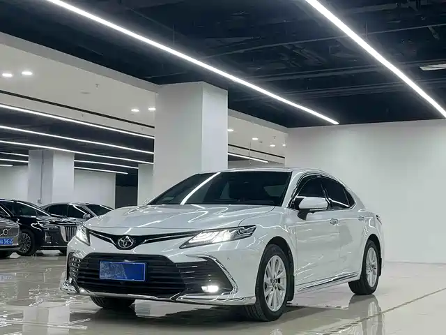 Toyota Camry 2023 2.0G Luxury Edition
