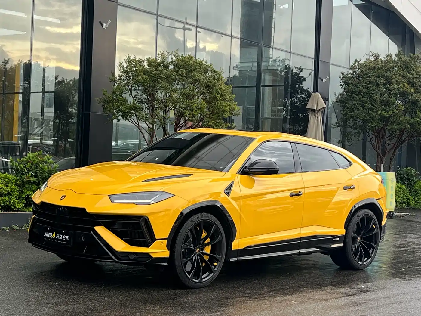 2024 Lamborghini Urus