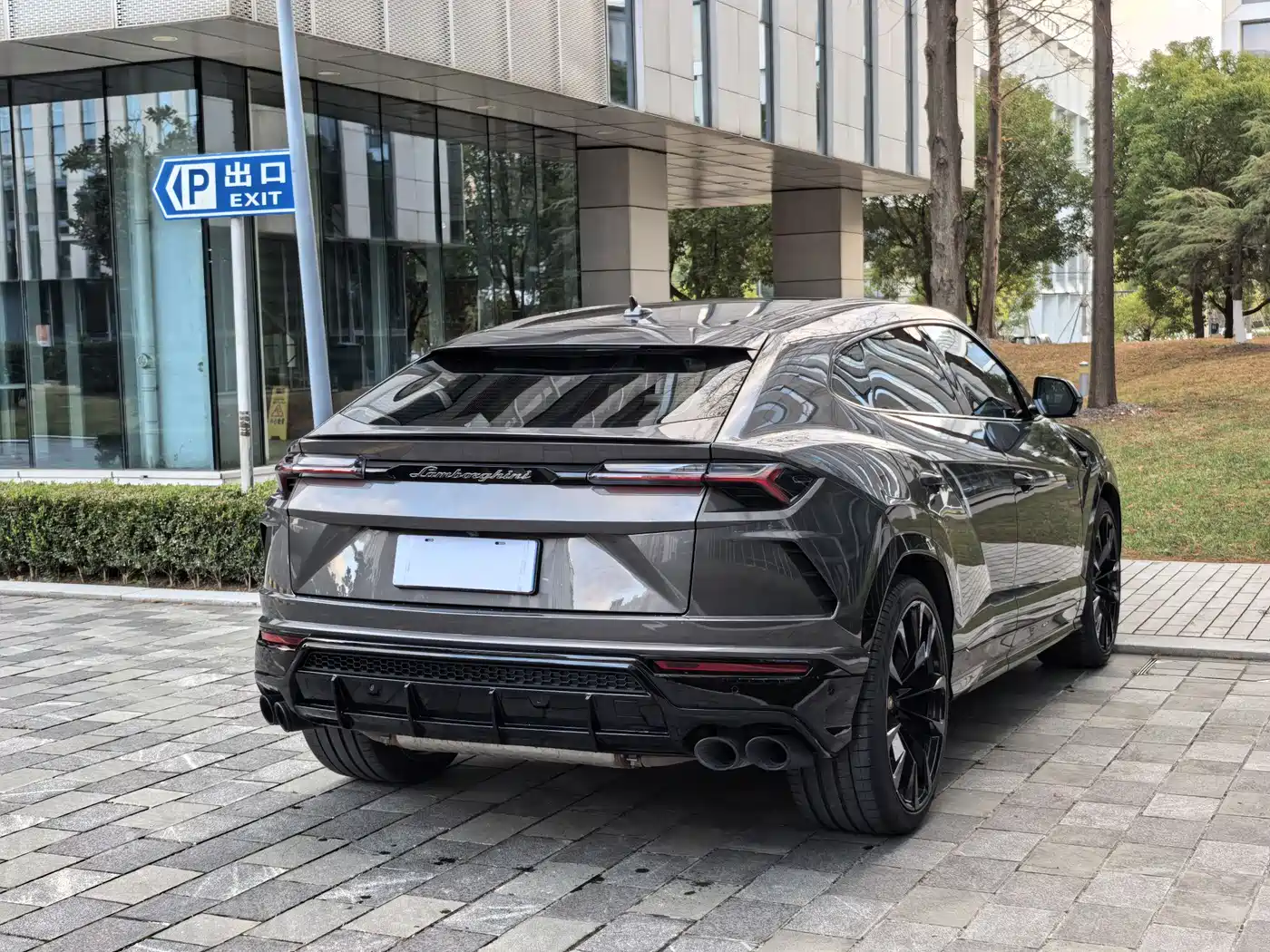 Lamborghini Urus 2021 4.0T V8 фото 52