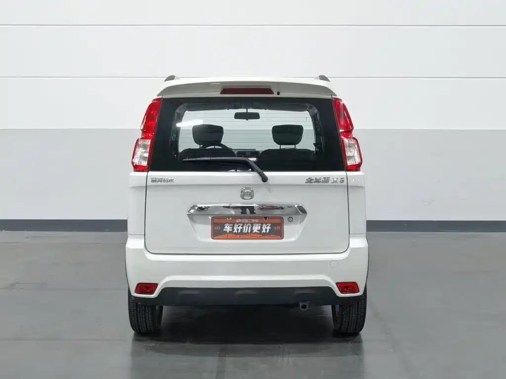 Фото 4 - Suzuki Beidouxing X5