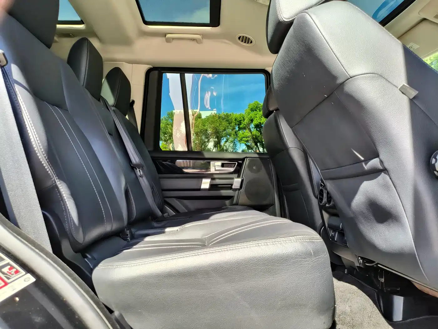 Фото 8 - Land Rover Discovery